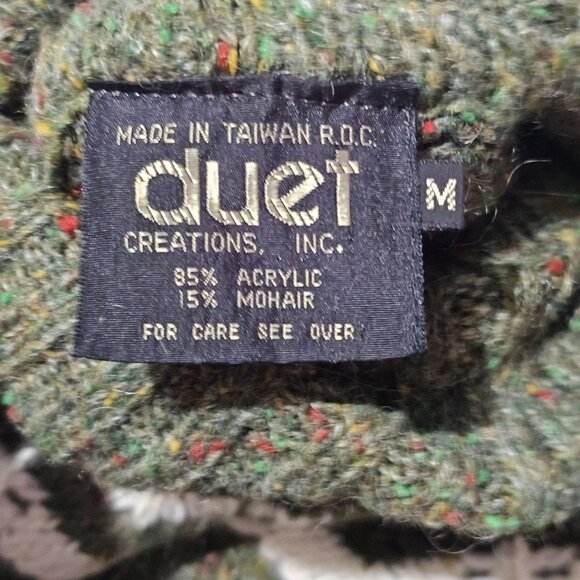 Vintage Duet Creations Hand Wash Green Knit Sweater With Lace Trim & Striped Sle - Picture 4 of 9